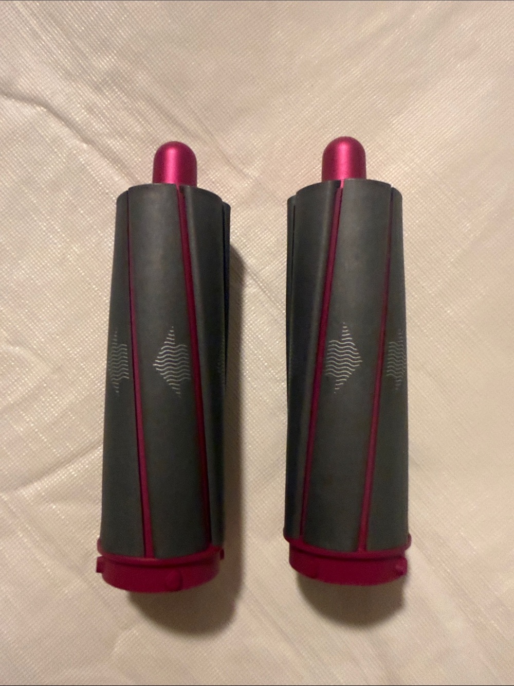 Dyson Airwrap - Pair of 1.6 inch curling barrels. For loose flowing curls.